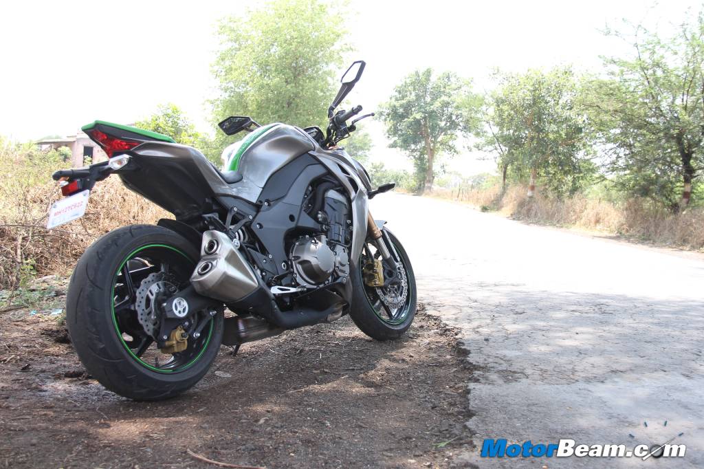 2014 Kawasaki Z1000 Review India