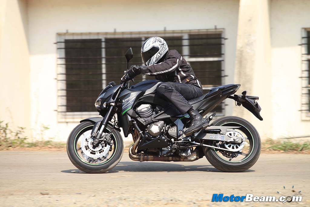 2014 Kawasaki Z800 Road Test