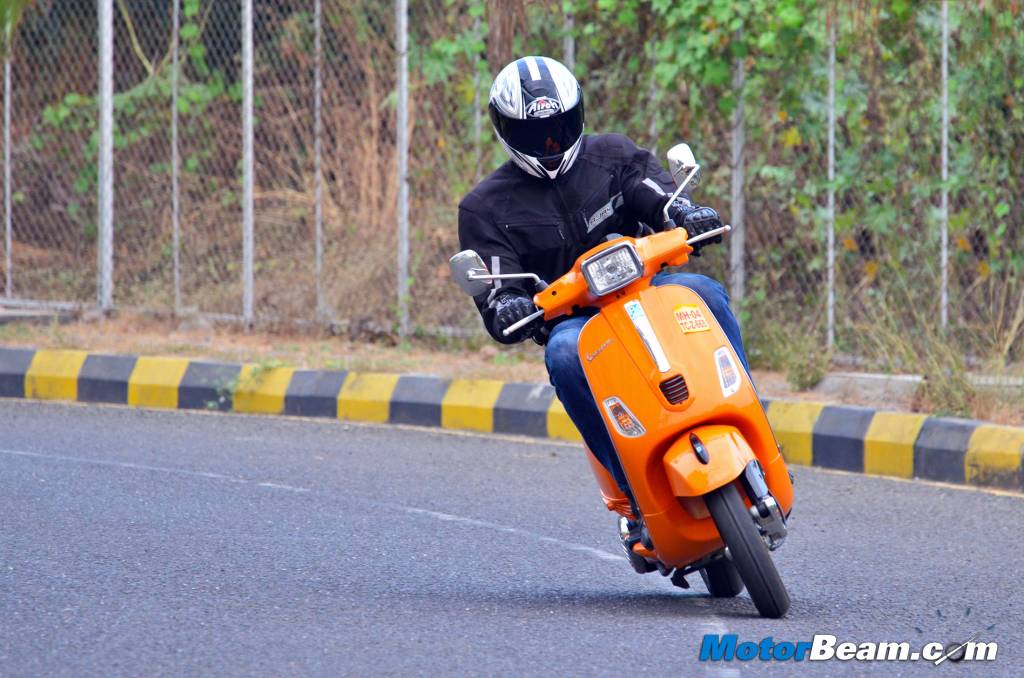 2014 Piaggio Vespa S Road Test