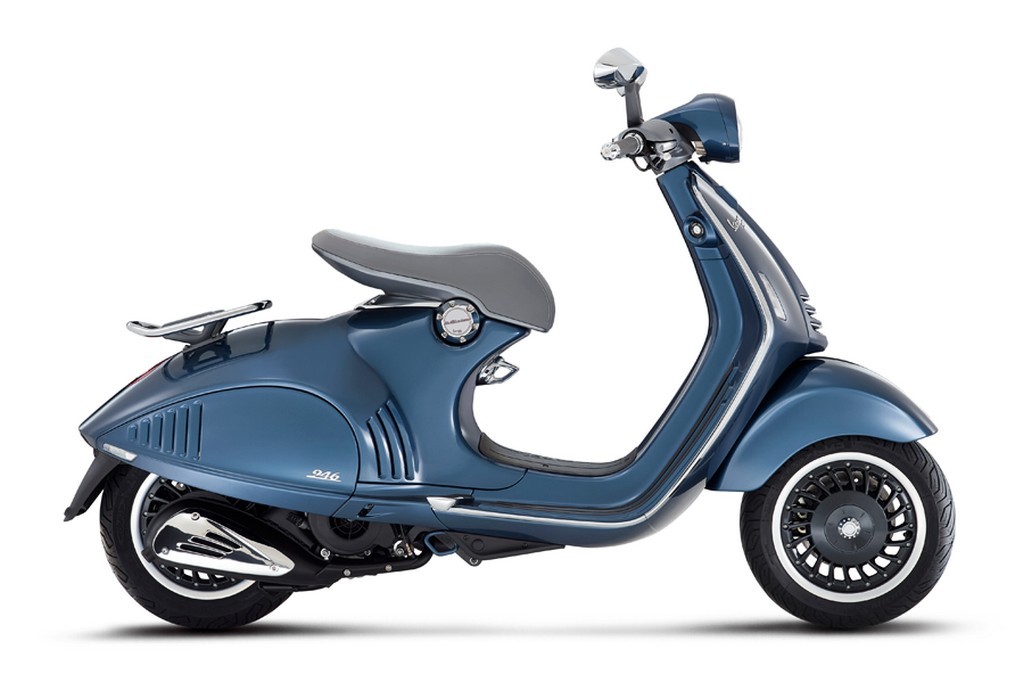 2014 Vespa 946 Bellissima Blue Color