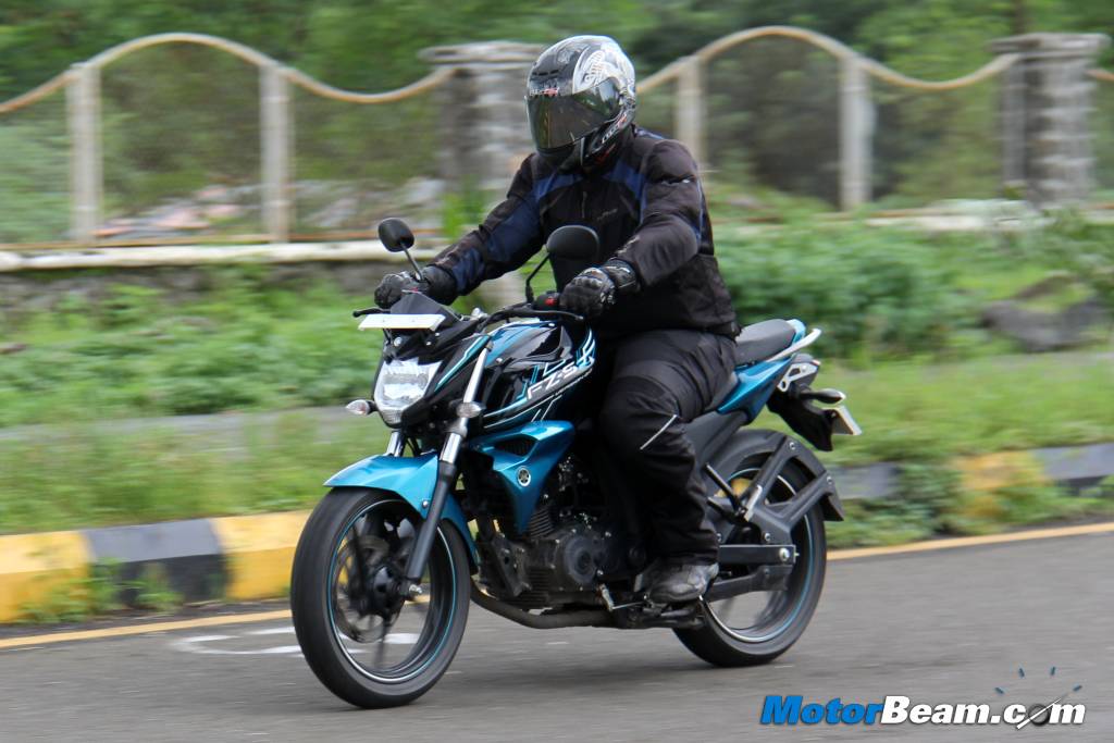 2014 Yamaha FZ V2 Test Ride