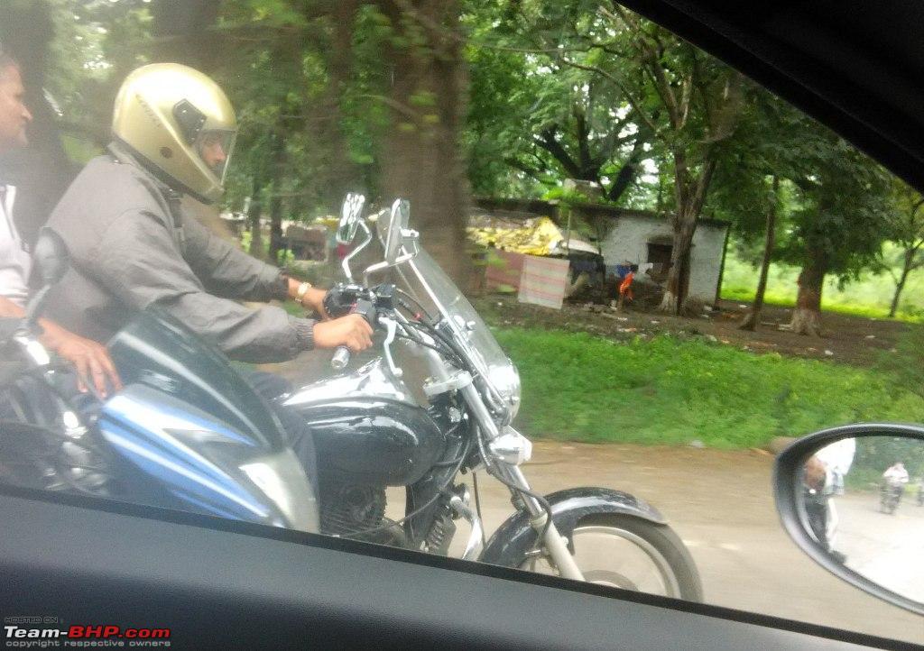 2015 Bajaj Avenger 220 Spy Shot