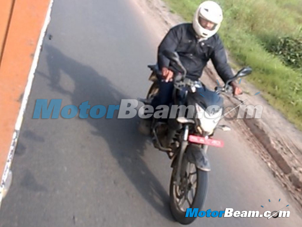 2015 Bajaj Pulsar 150 NS Spied Lonavala
