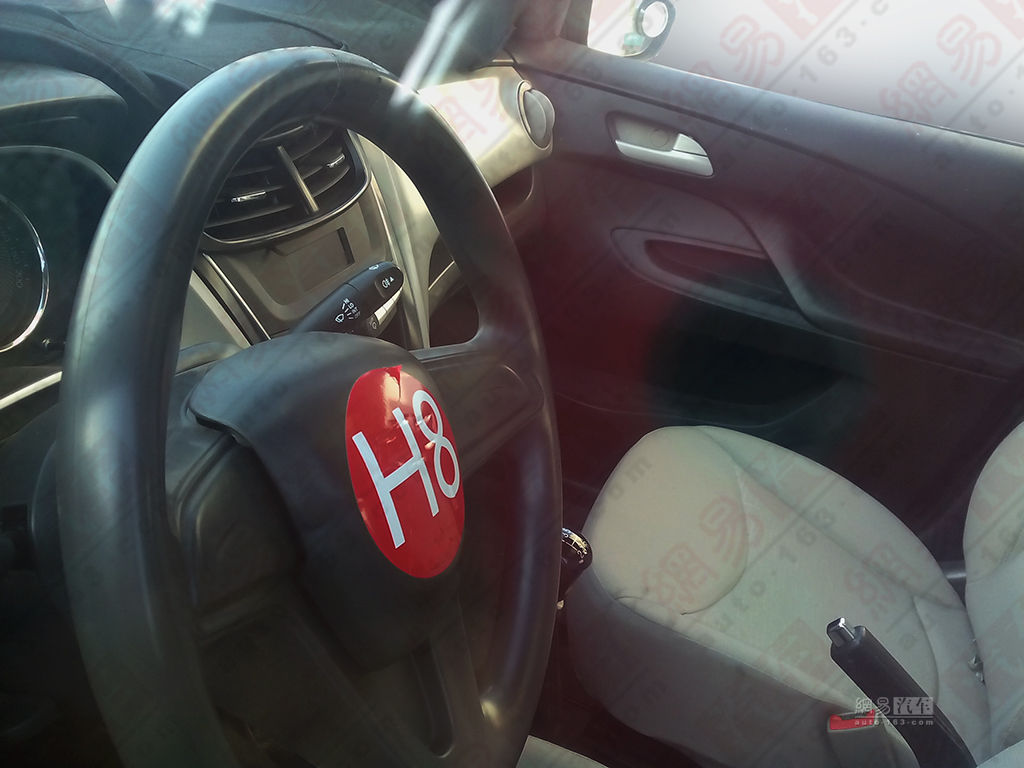 2015 Chevrolet Sail Facelift Spy Shot China Steering Wheel