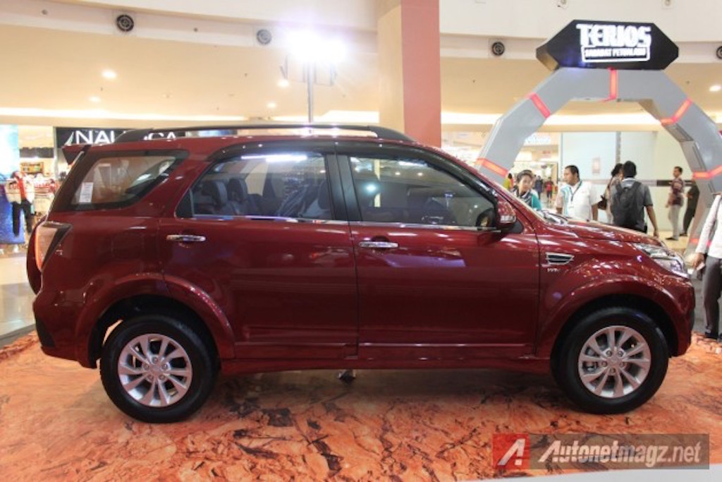 2015 Daihatsu Terios Toyota Rush Facelift Launched In