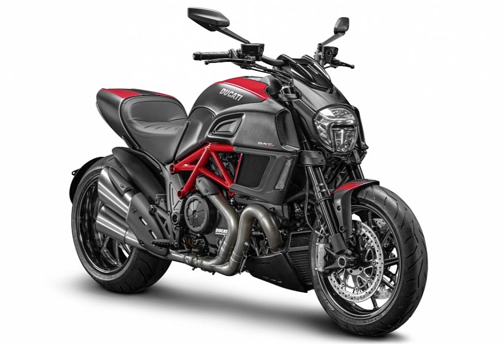 2015 Ducati Diavel Carbon Front