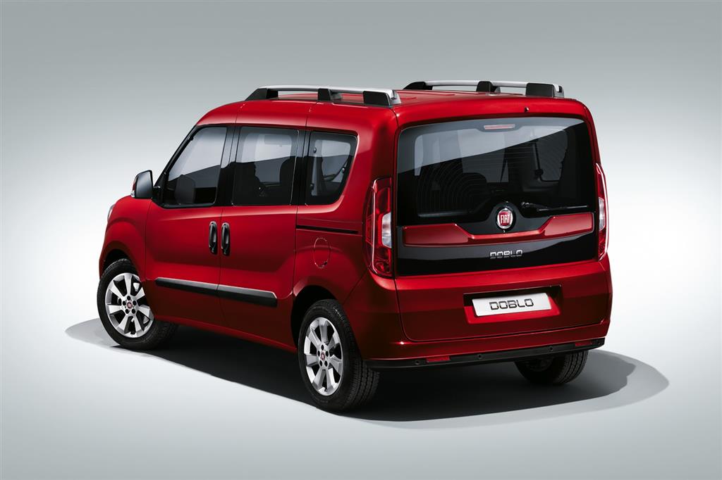 2015 Fiat Doblo Rear