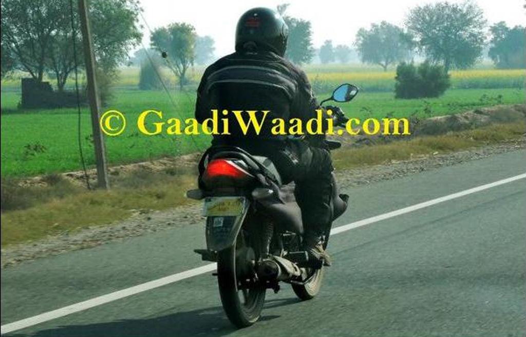 2015 Hero Passion Facelift 125 Spied