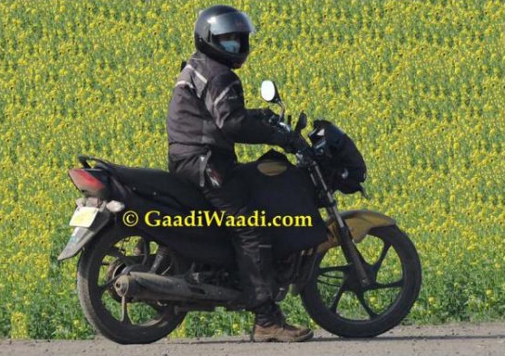 2015 Hero Passion Side Spy Shot
