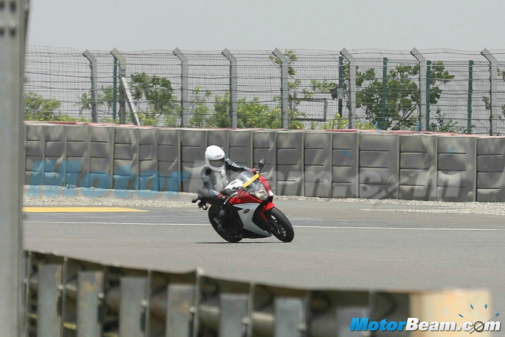 2015 Honda CBR650F Testing BIC