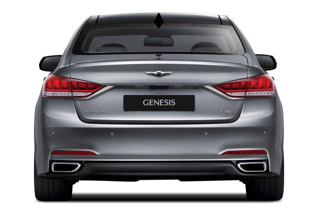 2015 Hyundai Genesis Features