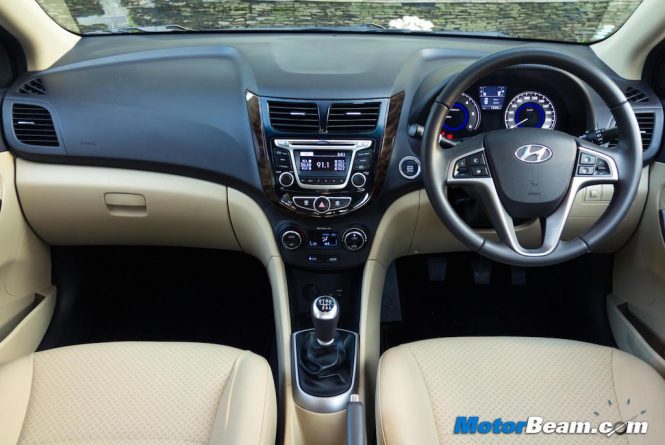 2015 Hyundai Verna 4S Interior