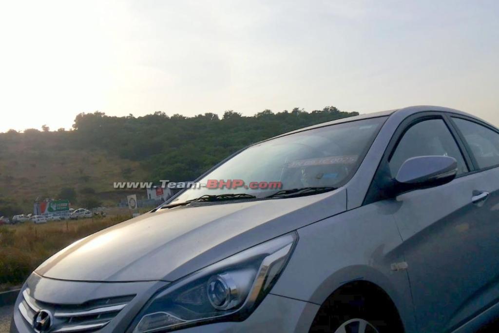 2015 Hyundai Verna Facelift Spied Pune Headlights