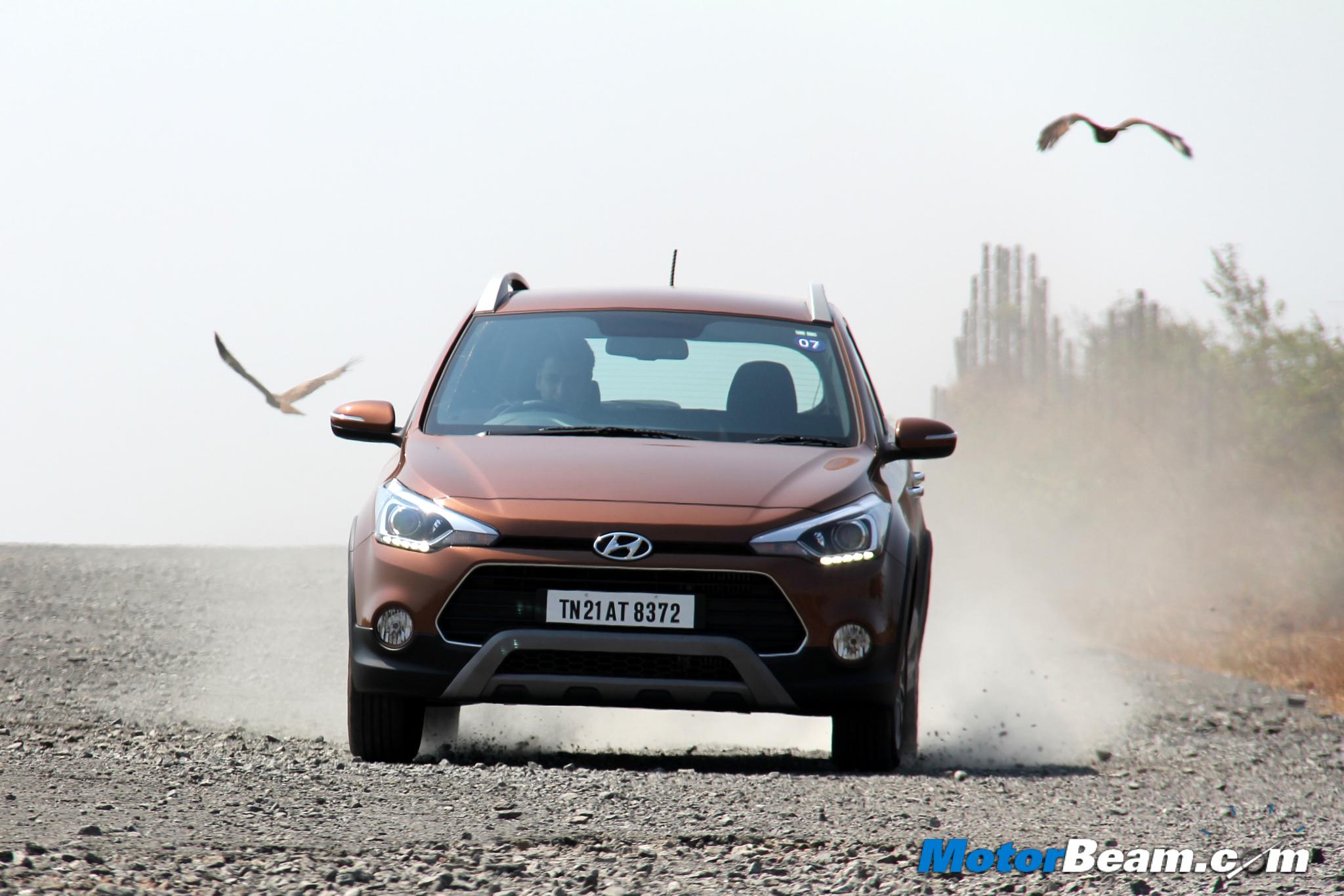 2015 Hyundai i20 Active Review