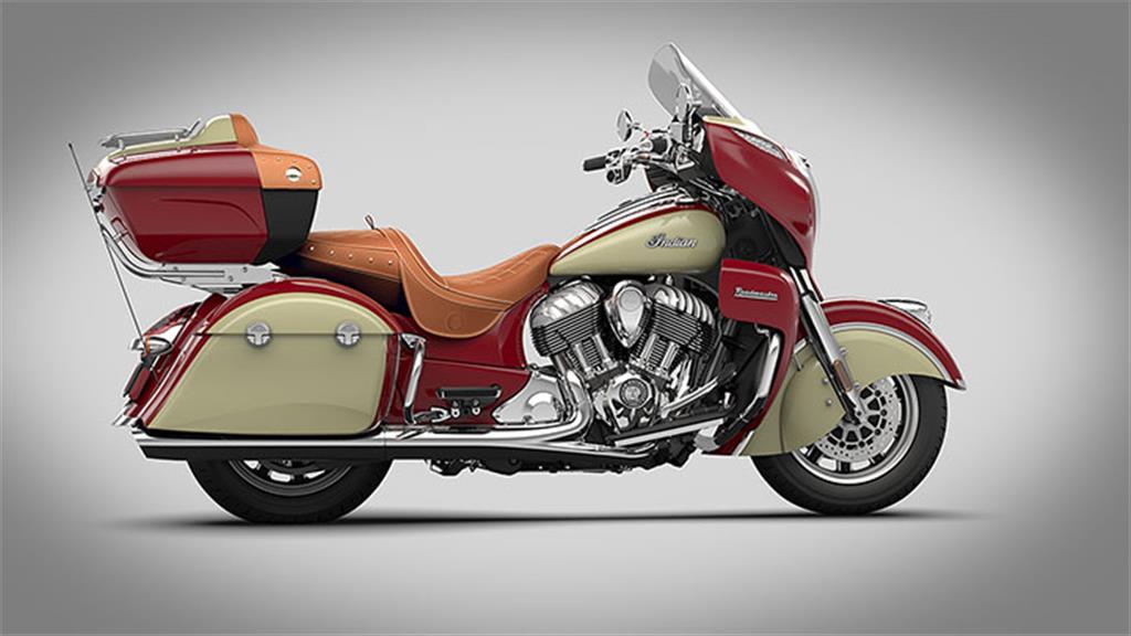 2015 Indian Roadmaster Side