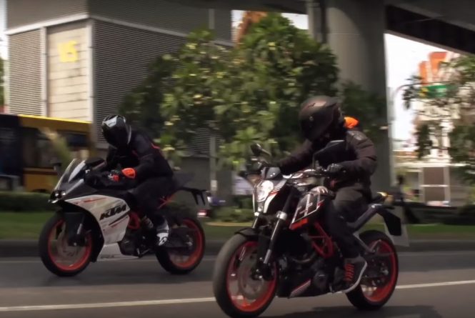 2015 KTM Duke RC 250 Commercial