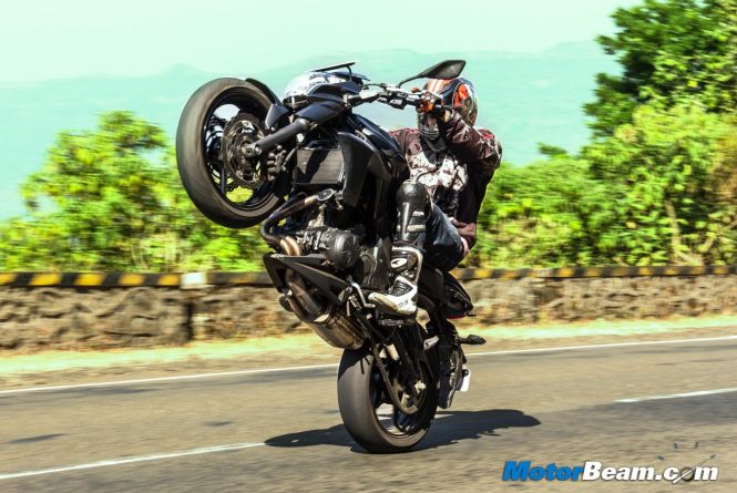 2015 Kawasaki ER-6n Review