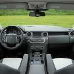 2015 Land Rover Discovery Interior