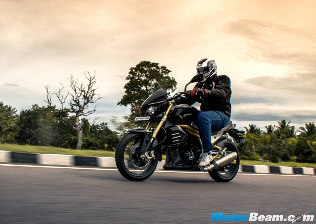 2015 Mahindra Mojo Touring Review