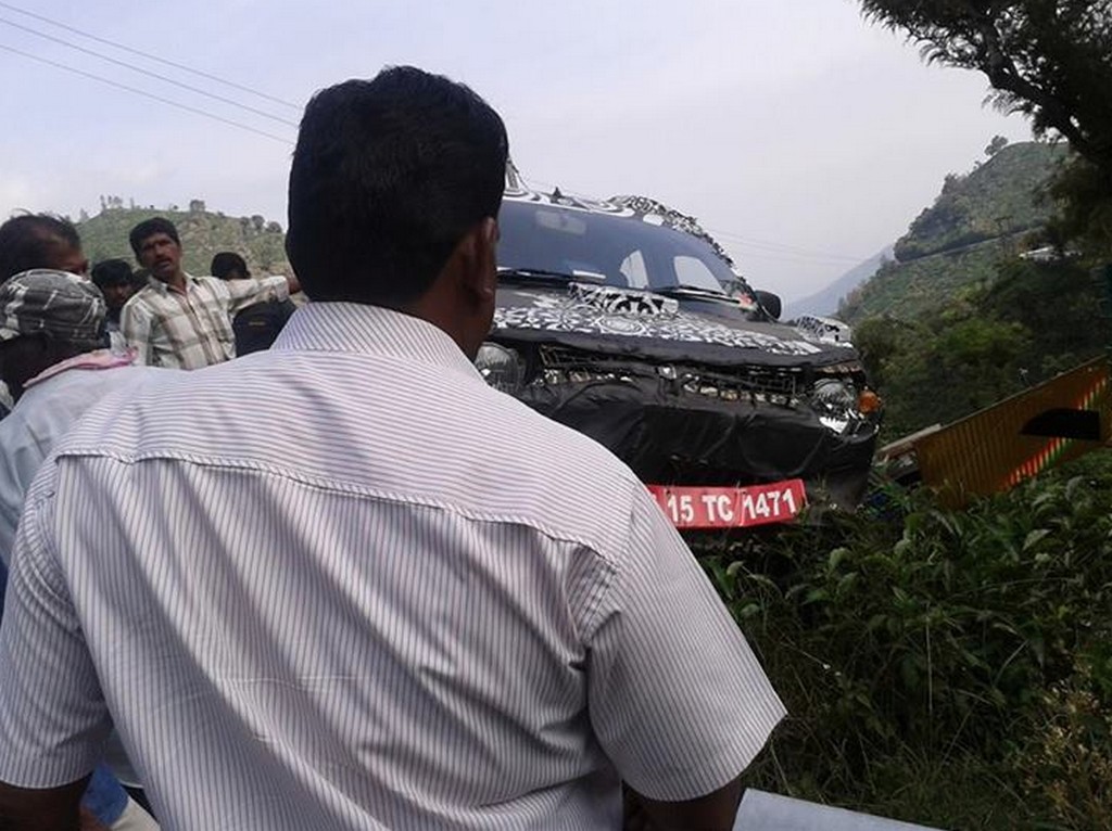 2015 Mahindra S101 Testmule Crash Nilgiris