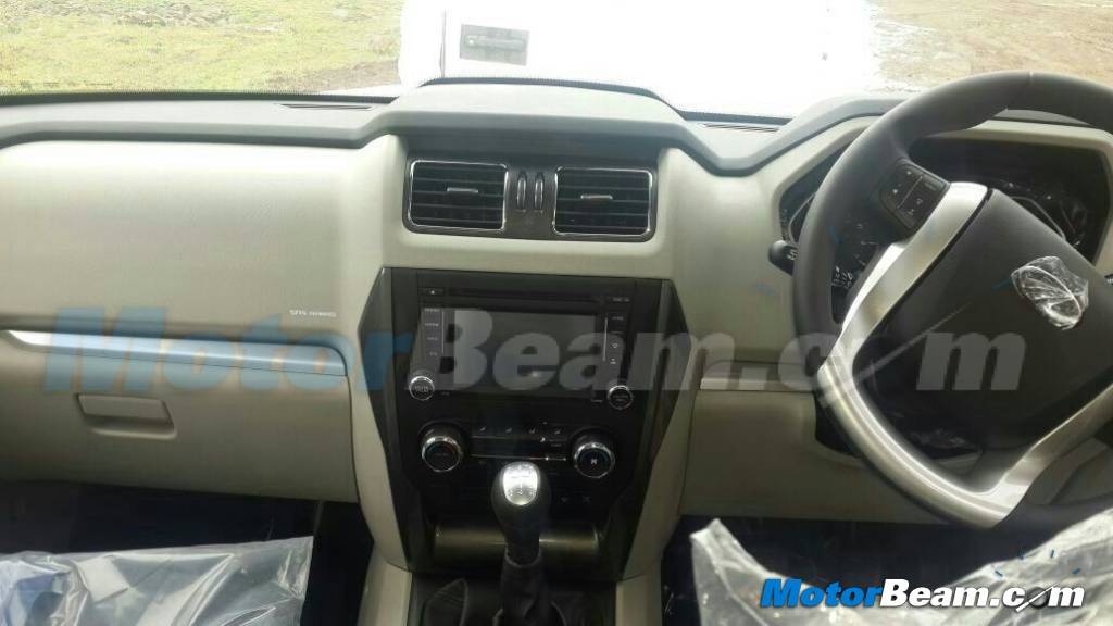 2015 Mahindra Scorpio Interiors