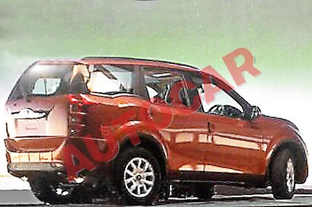 2015 Mahindra XUV500 Facelift Undisguised Side