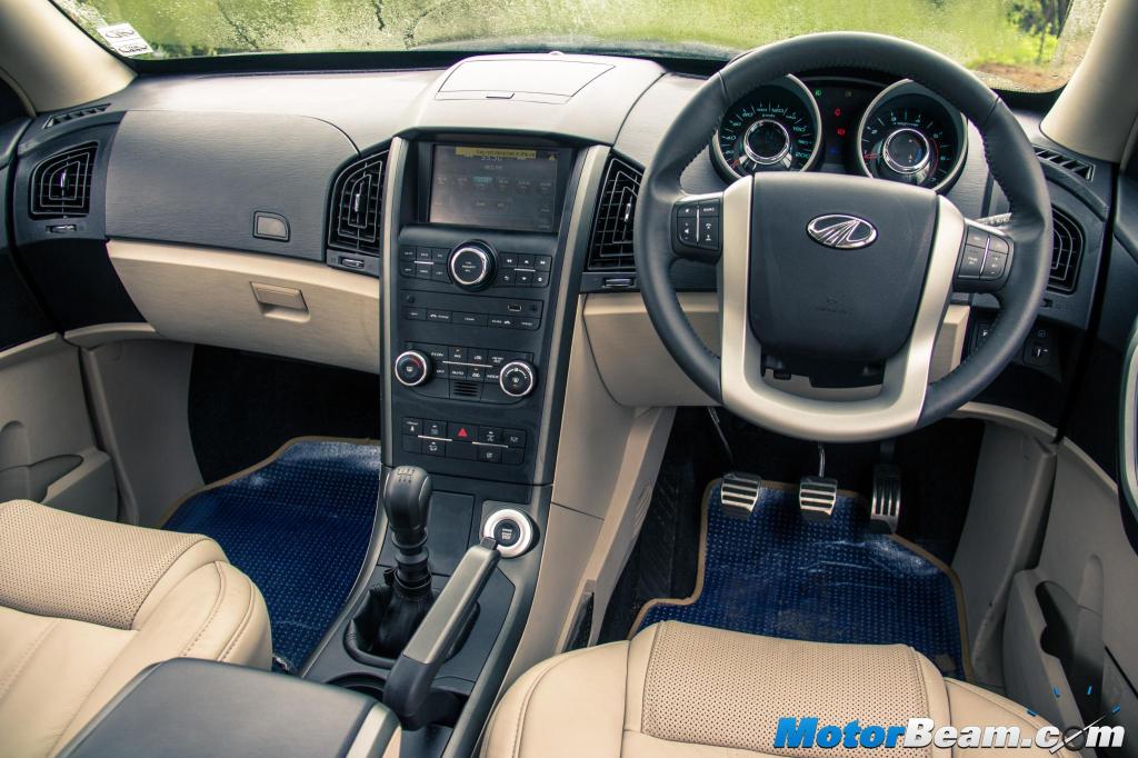 2015 Mahindra XUV500 vs Tata Safari Storme