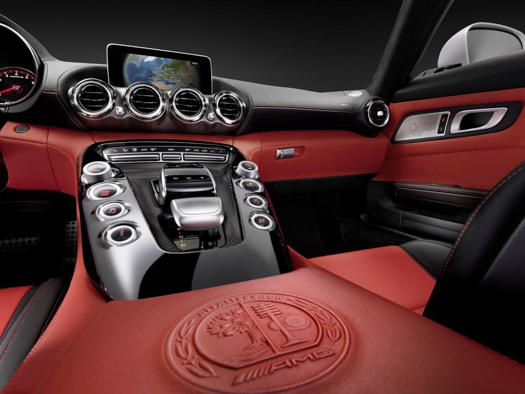 2015 Mercedes AMG GT Dashboard