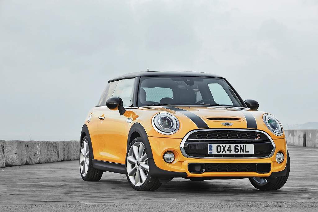 2015 Mini Unveil Front