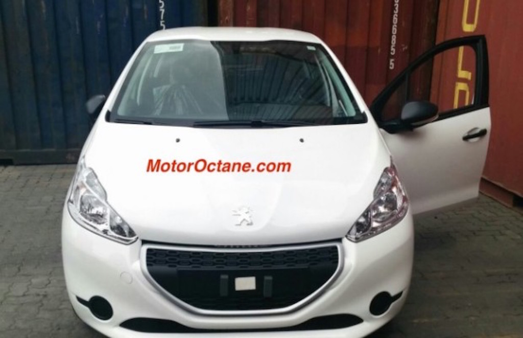 2015 Peugeot 208 India Testing