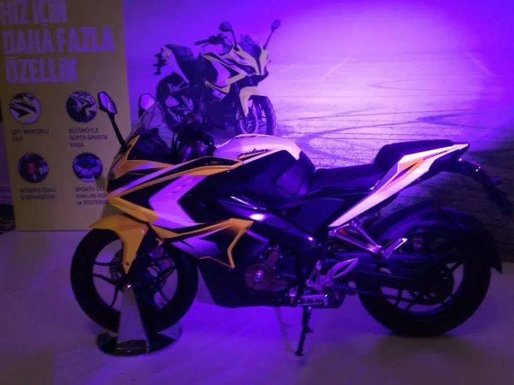 2015 Pulsar 200 SS
