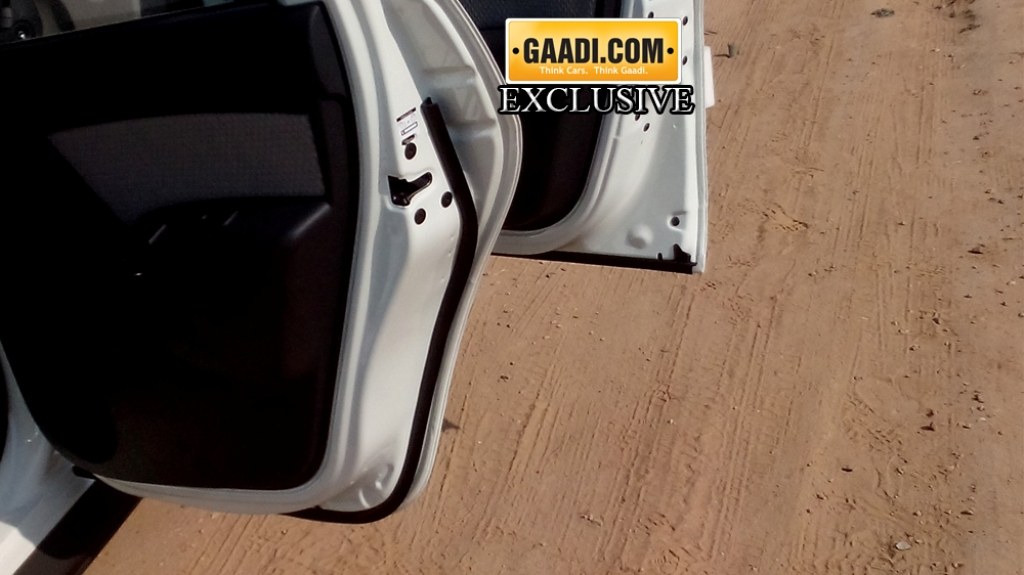 2015 Renault Duster Update Rear Door