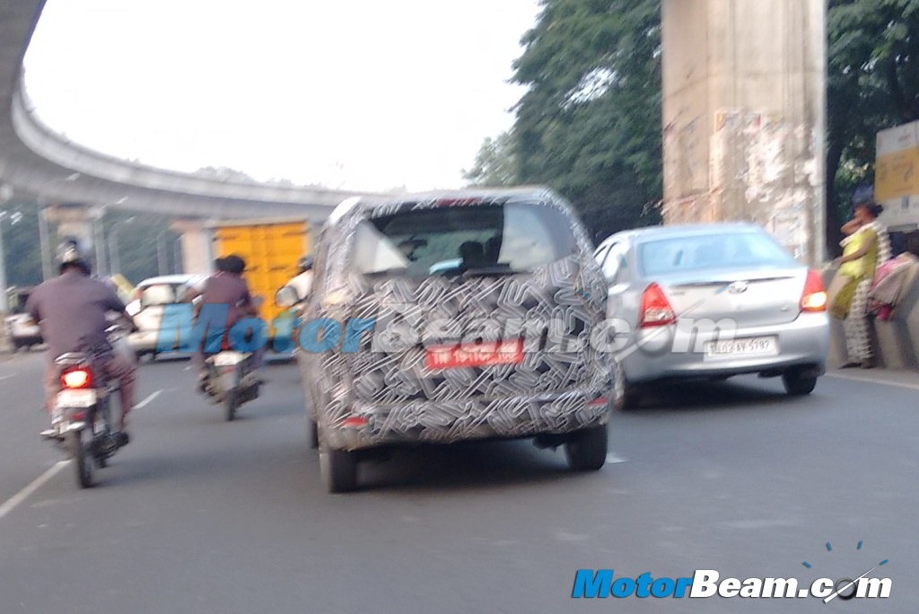 2015 Renault Lodgy Spied