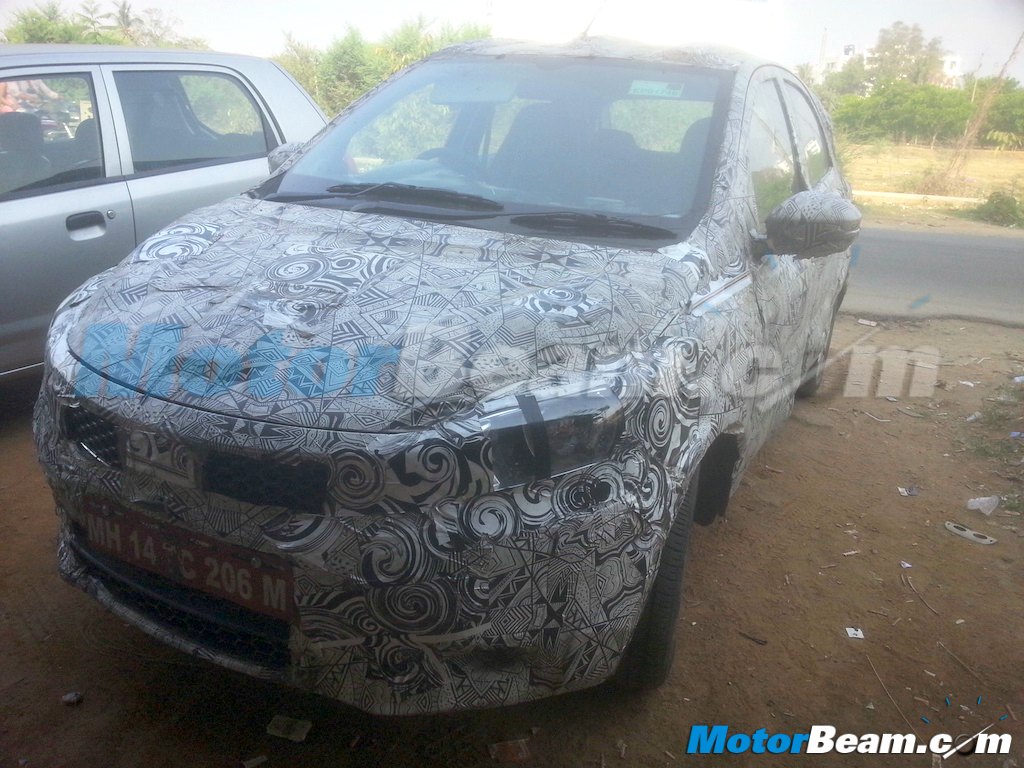 2015 Tata Glade Spy Shot