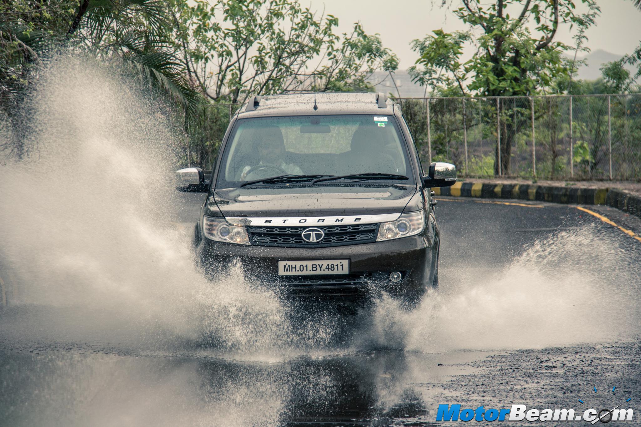 2015 Tata Safari Storme Facelift Review