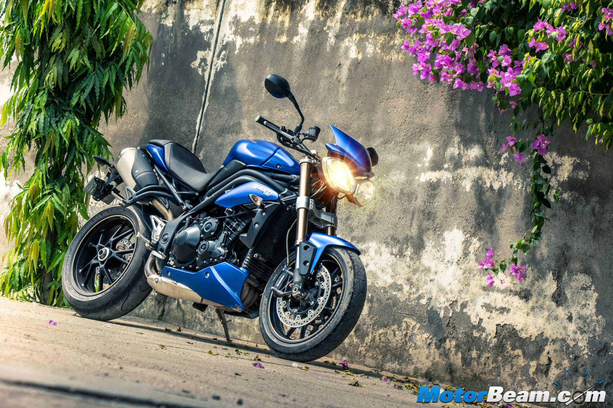 2015 Triumph Speed Triple Test Ride Review