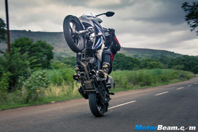 2015 Yamaha Fazer V2 Review