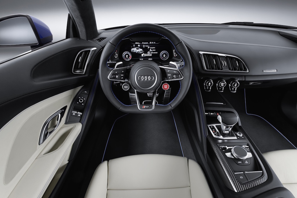 2016 Audi R8 Dashboard