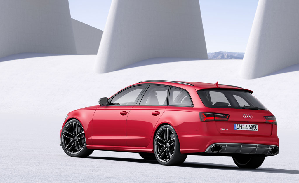 2016 Audi RS6 Rear