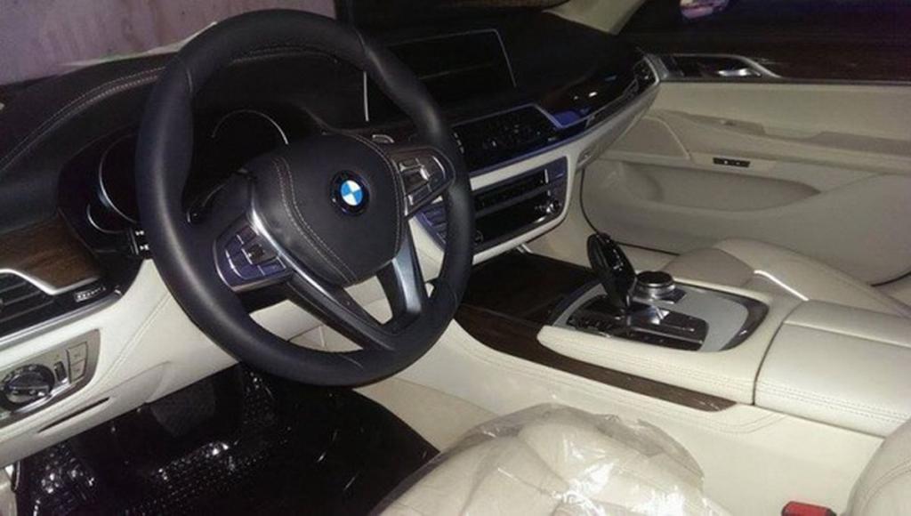 2016 BMW 7-Series Interiors