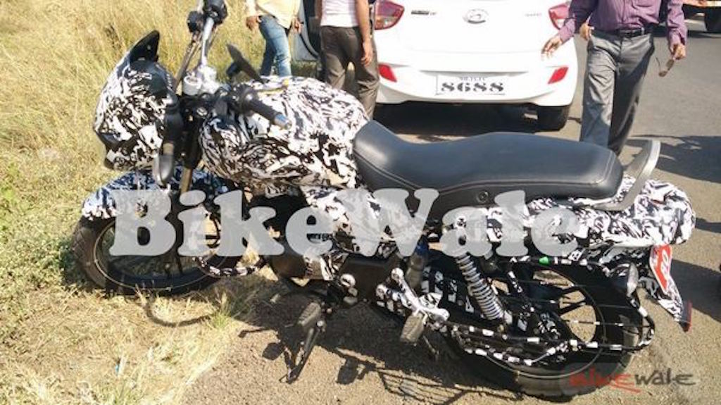 2016 Bajaj Cruiser Commuter Bike Spied