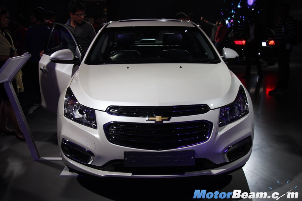 Facelifted Chevrolet Cruze Launched in India at Rs 14.68 Lakh