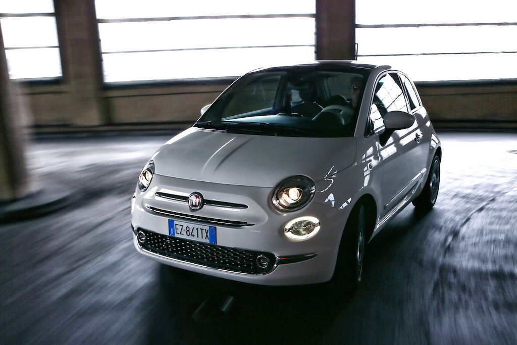 2016 Fiat 500 Facelift Revealed