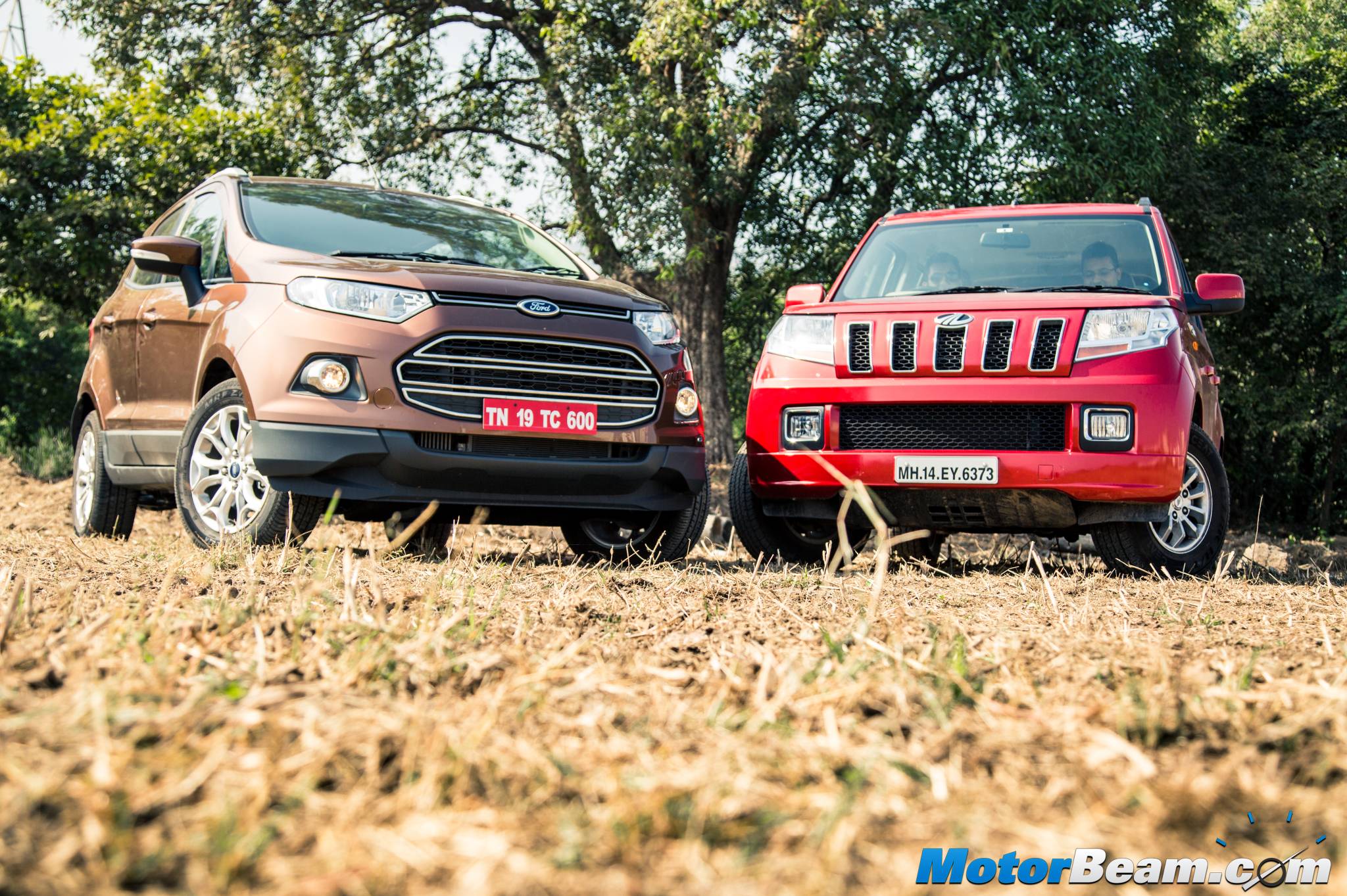 2016 Ford EcoSport vs Mahindra TUV300 Shootout