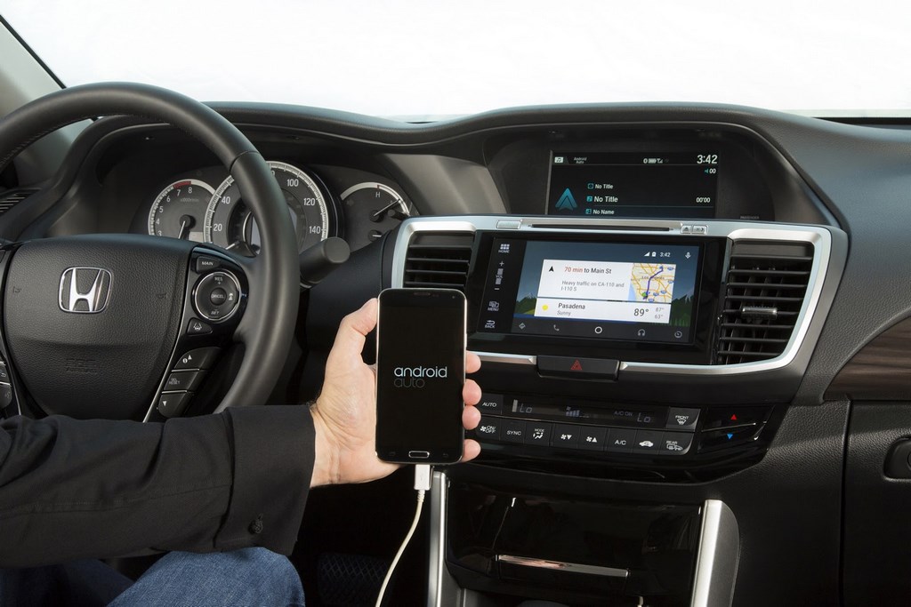 2016 Honda Accord Facelift Revealed Interiors