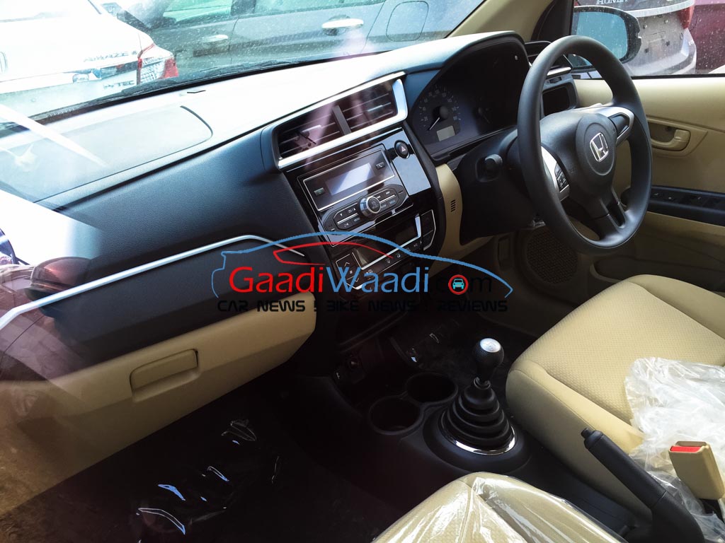 2016 Honda Amaze Interiors