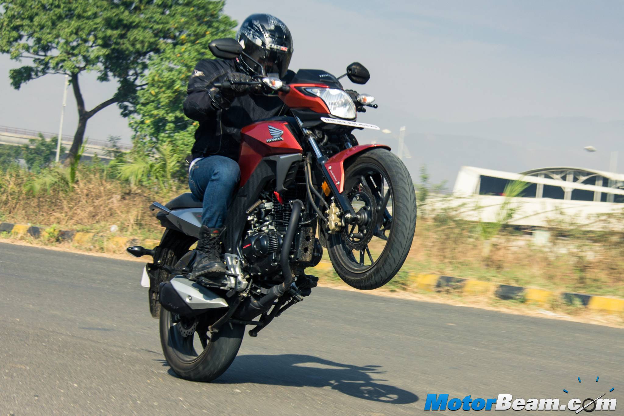 2016 Honda CB Hornet 160R Test Ride