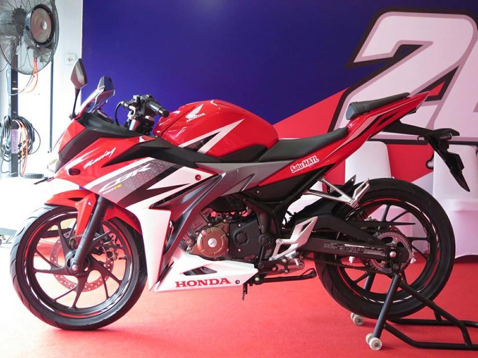 2016 Honda CBR150R Facelift Side