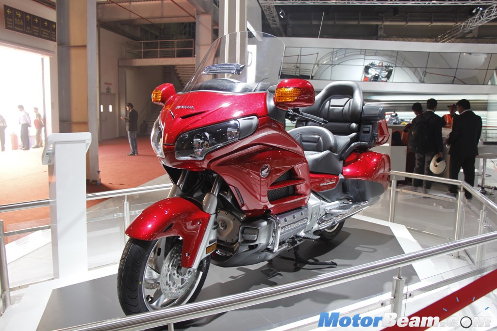 2016 Honda Goldwing Front Side