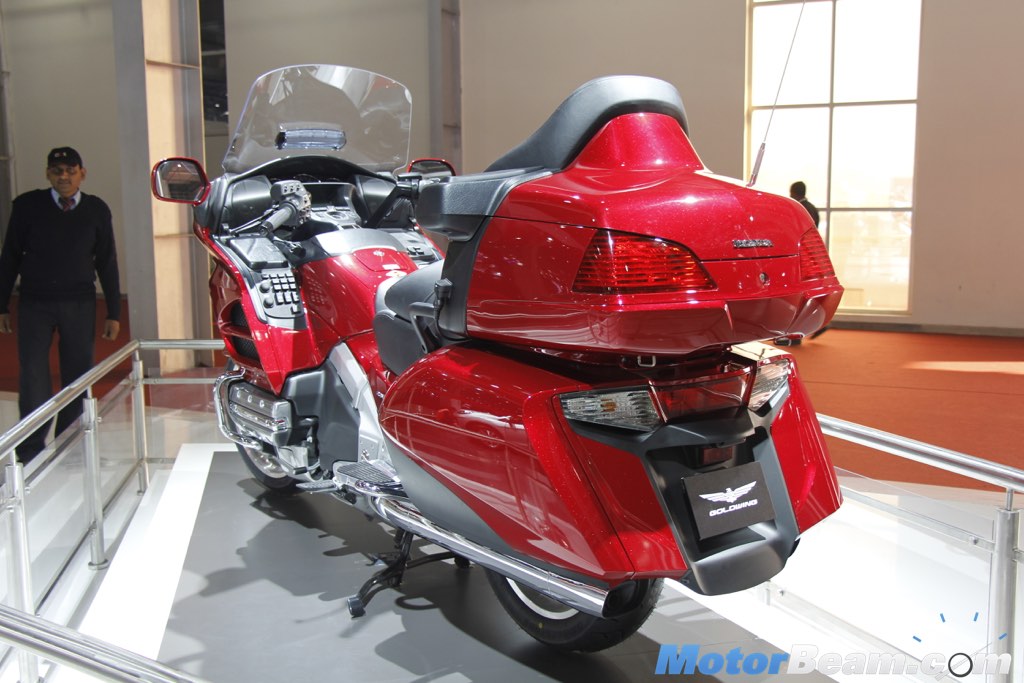 2016 Honda Goldwing Side Rear